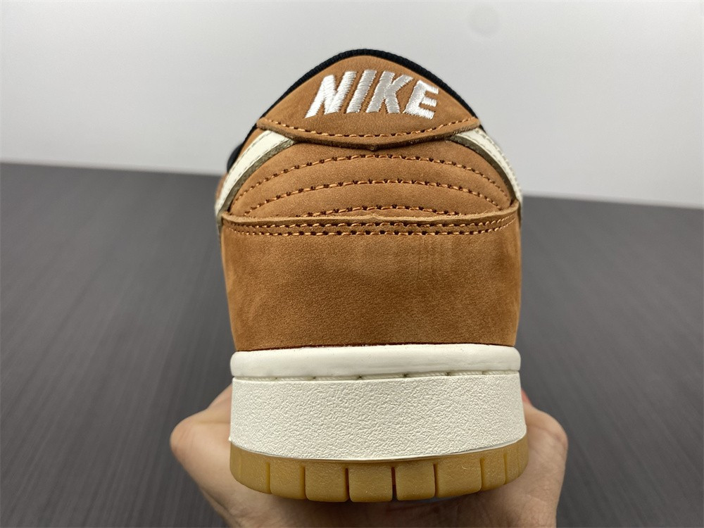 Nike SB Dunk Low Dark Russet DH1319-200