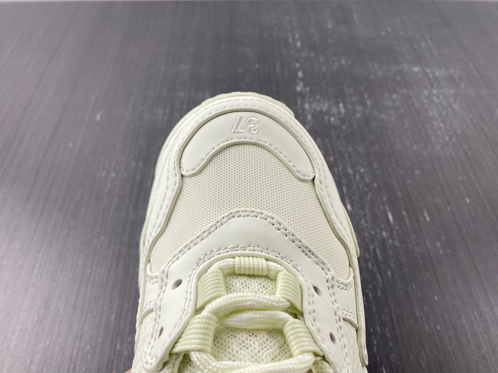 Ba*len*cia*ga triple s 524039 w2cr5 9001