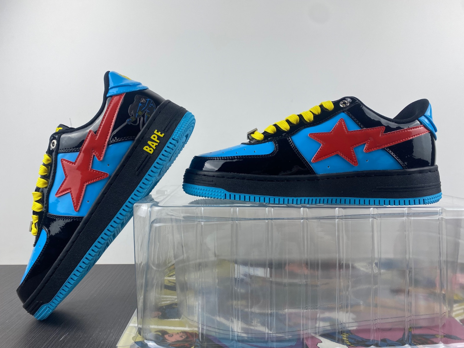 BAPE SNEAKERS