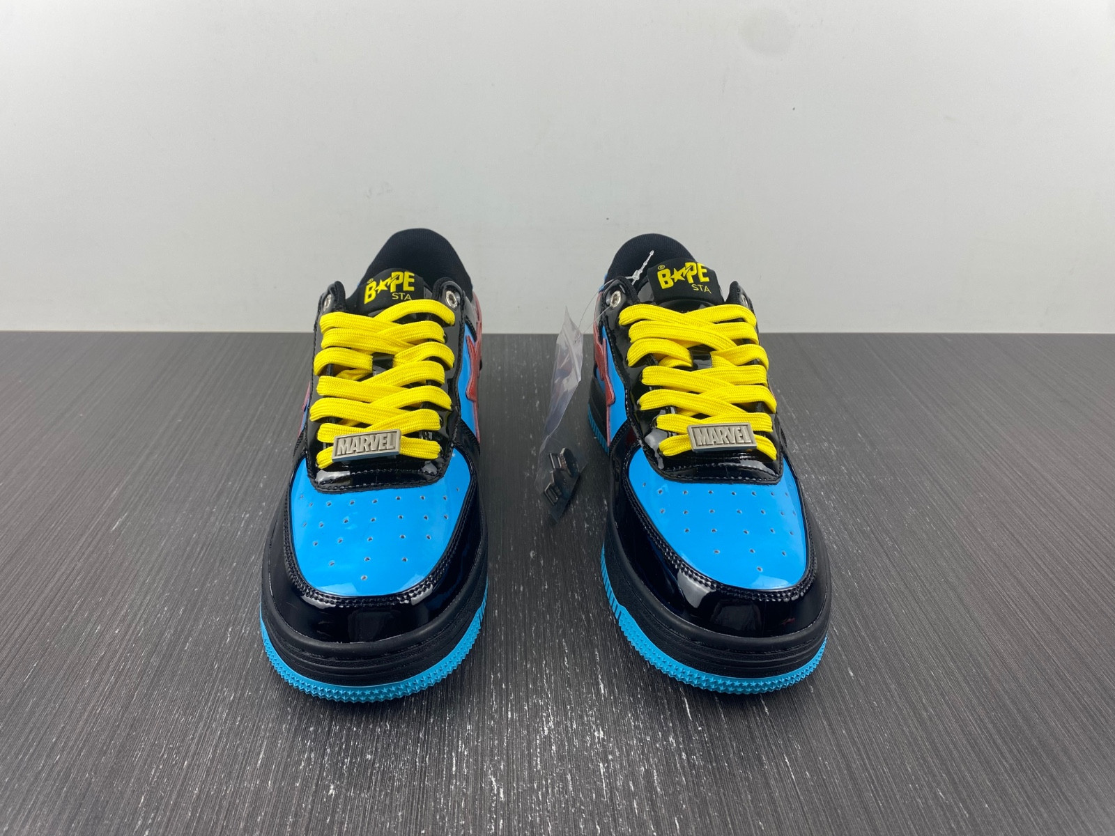 BAPE SNEAKERS