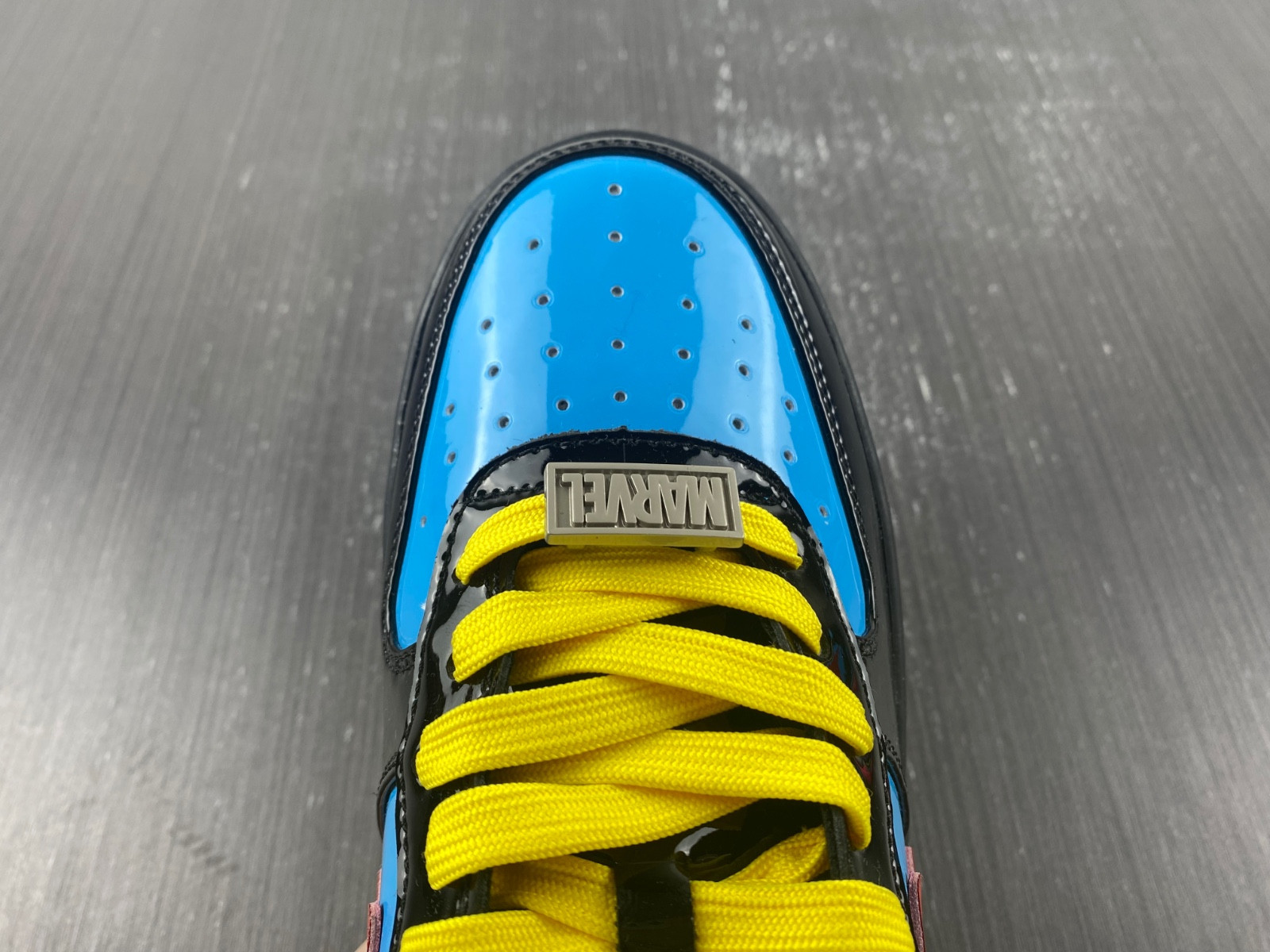BAPE SNEAKERS