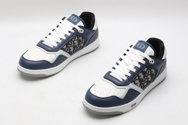 D*or sneakers