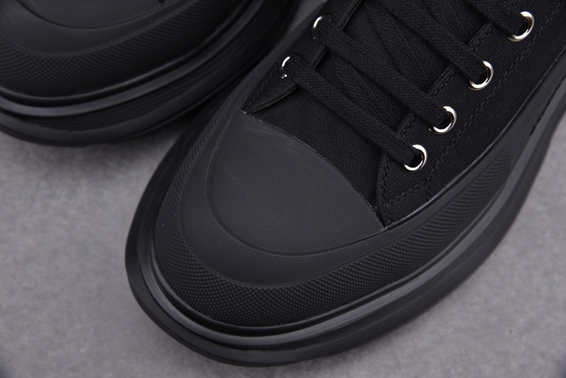 ALEXANDER MCQUEEN SNEAKER