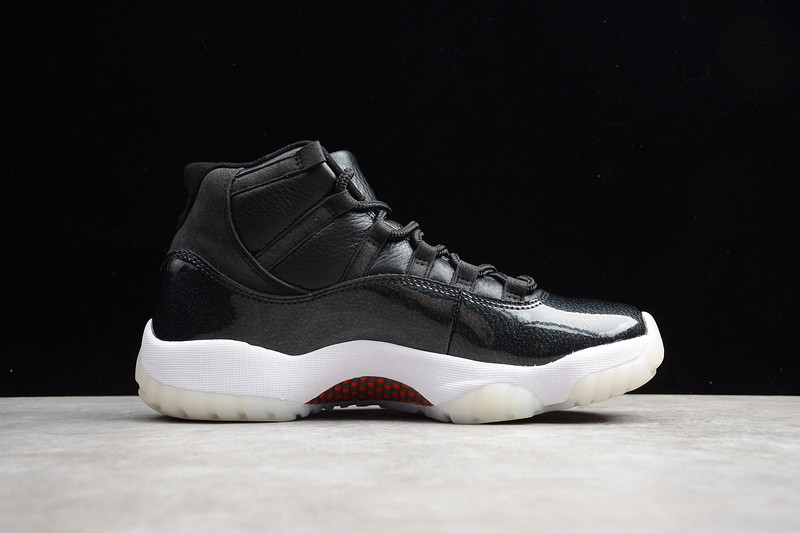 AIR JORDAN 11 RETRO