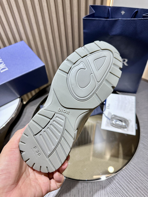 DR B30 SNEAKER