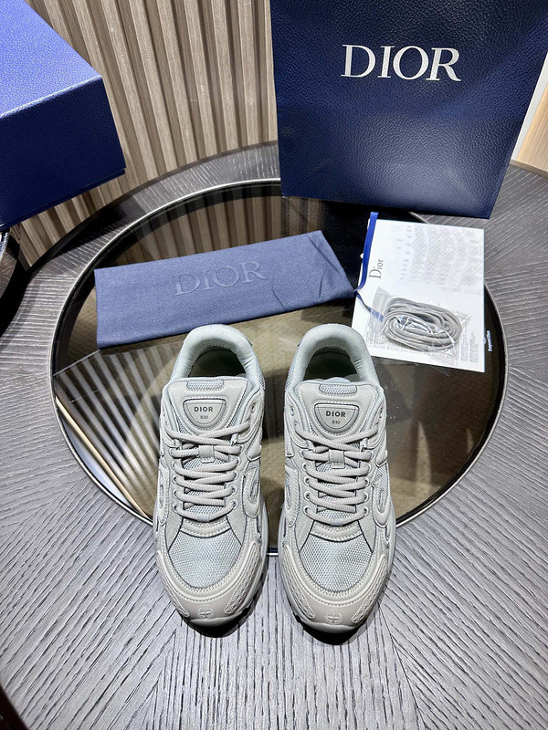 DR B30 SNEAKER