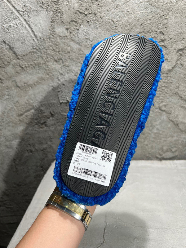 BALENCIAGA SLIDES