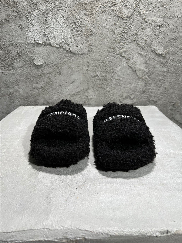 BALENCIAGA SLIDES