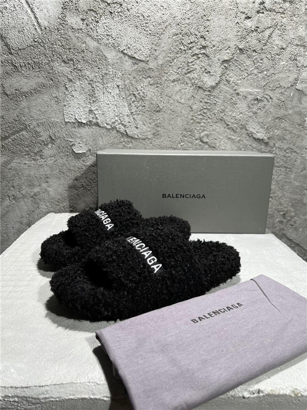 BALENCIAGA SLIDES