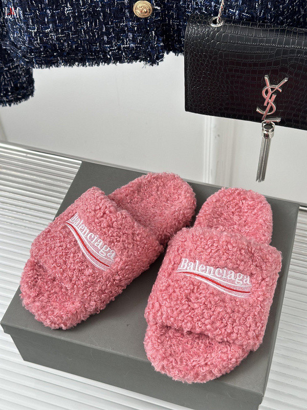 BALENCIAGA SLIDES
