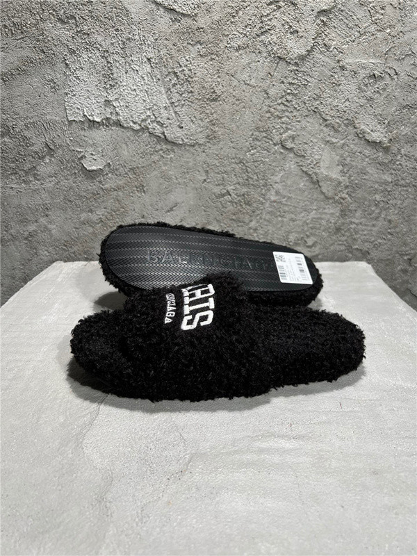 BALENCIAGA SLIDES