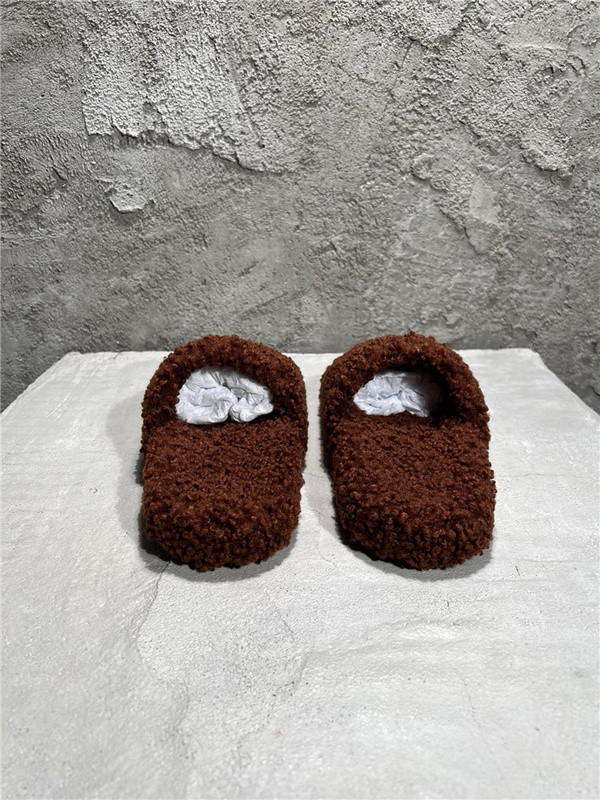 BALENCIAGA SLIDES