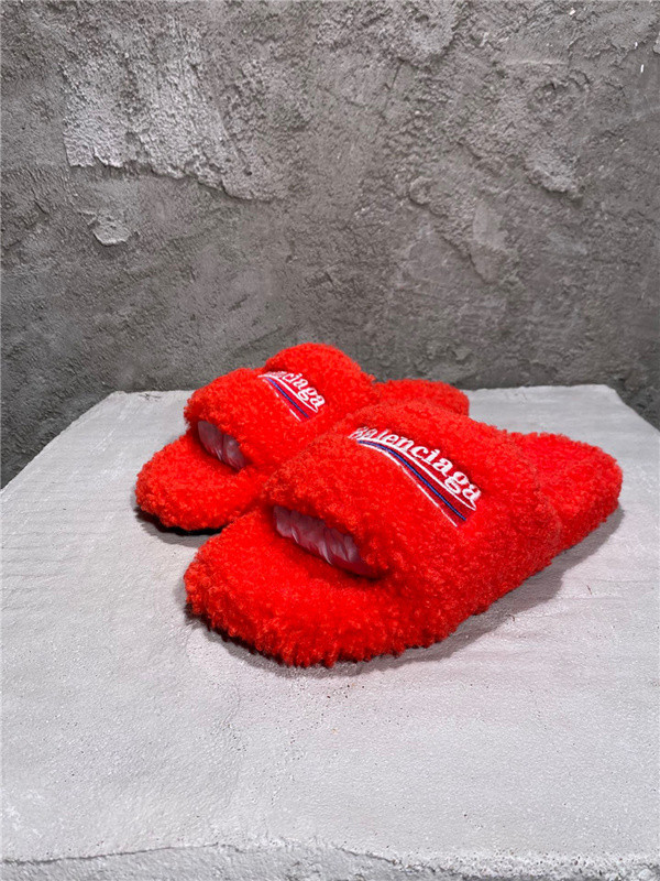 BALENCIAGA SLIDES