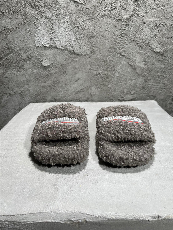 BALENCIAGA SLIDES
