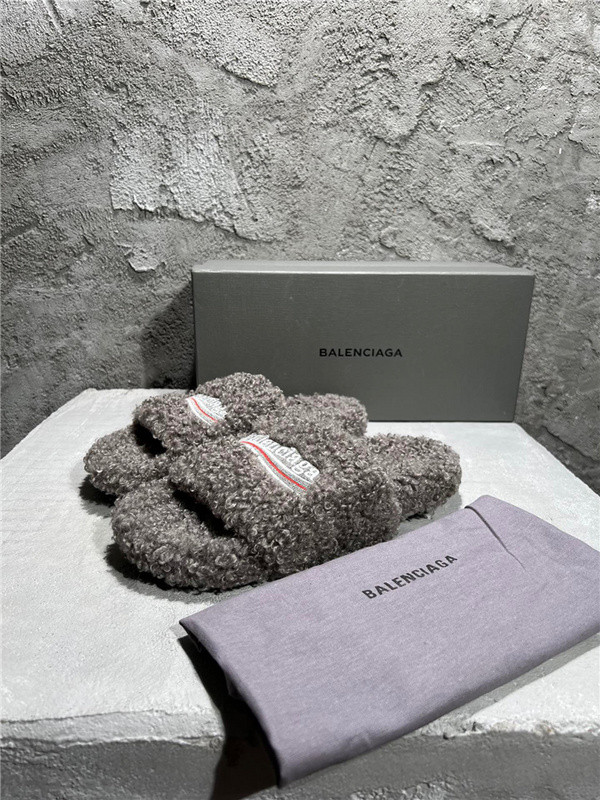 BALENCIAGA SLIDES