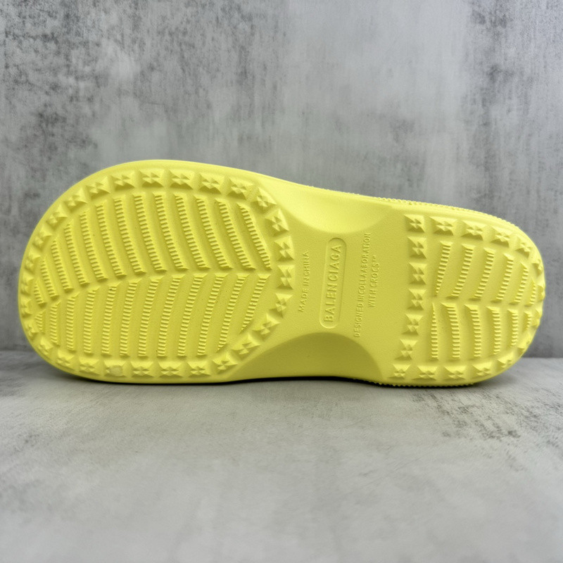 BALENCIAGA SLIDES