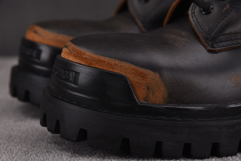 Ba1en*iaga STRIKE COMBAT BOOT