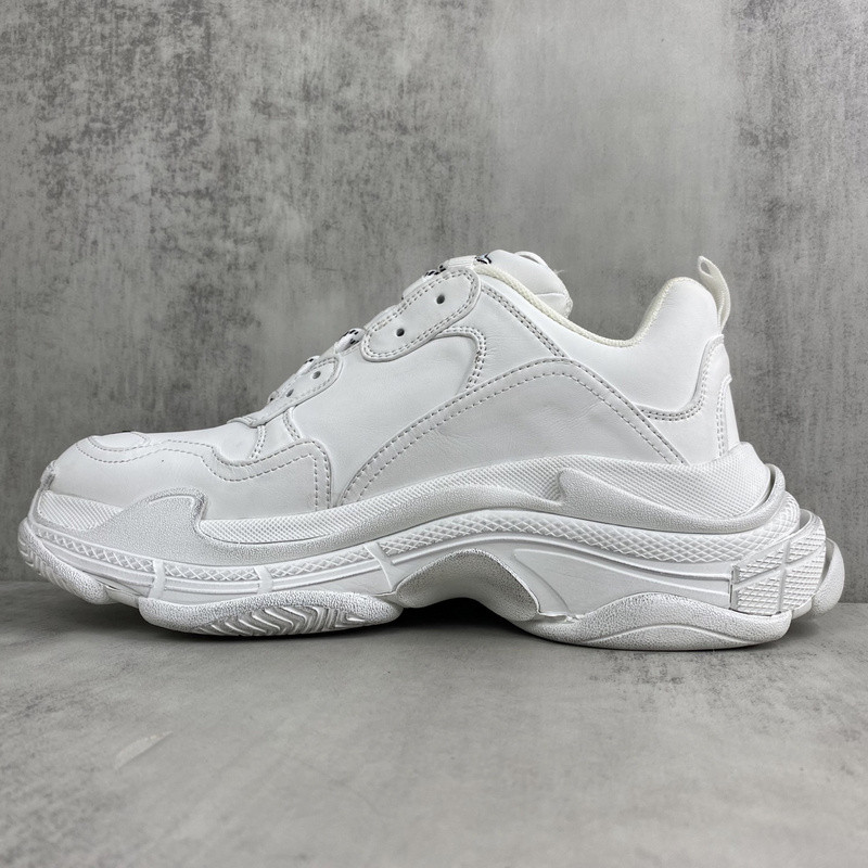 BALENCIAGA TRIPLE S