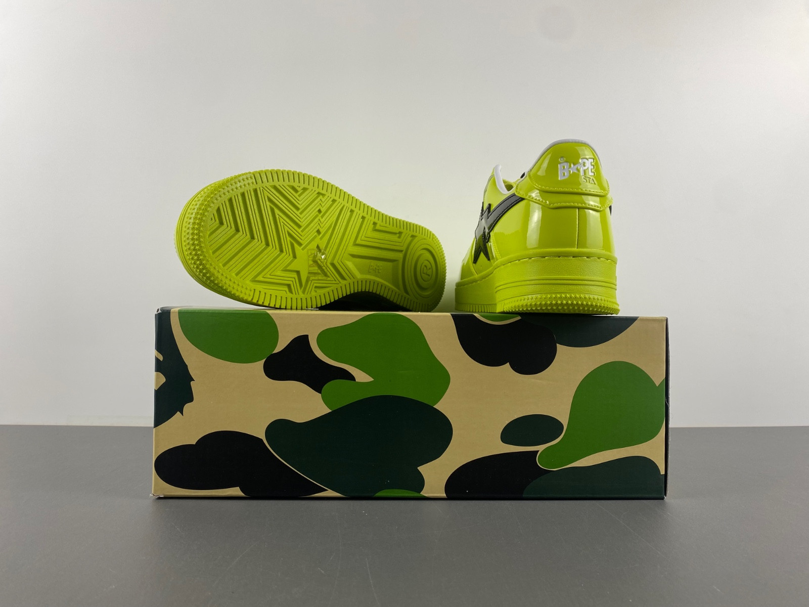 BAPE SNEAKERS