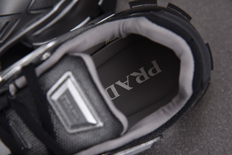 PR SNEAKER