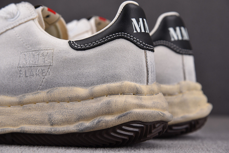 MAISON MIHARA SNEAKERS