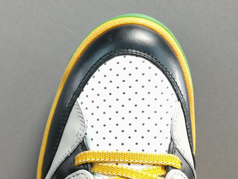 G*u*i sneakers