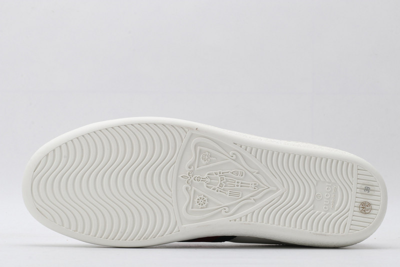 G*u*i sneakers
