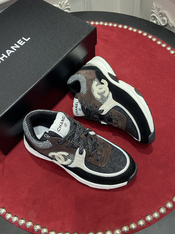 CHA_NEL SNEAKERS