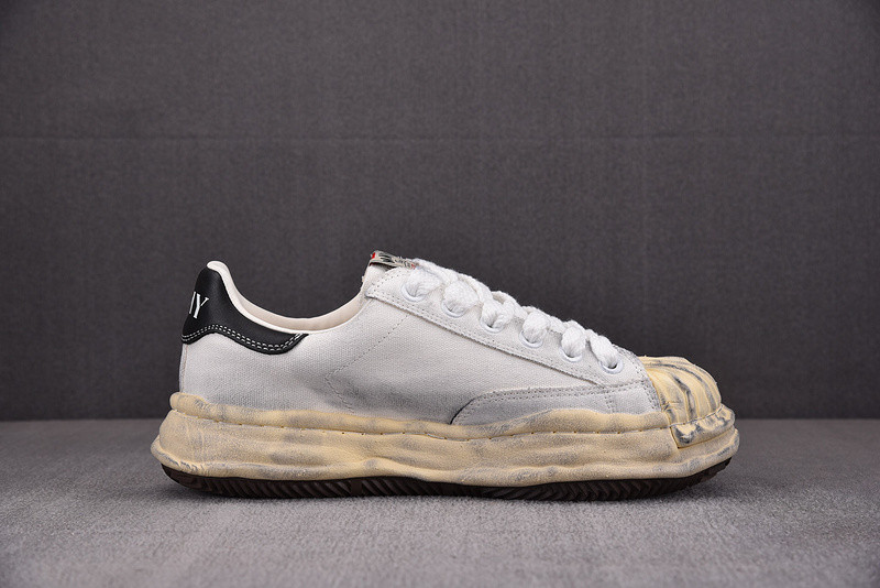 MAISON MIHARA SNEAKERS