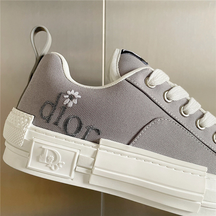 B23 SKATER SNEAKER