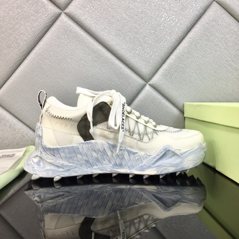 OW C/O ODSY-1000 SPORTS SHOES