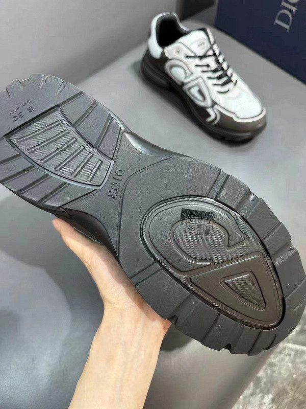 DR B30 SNEAKER