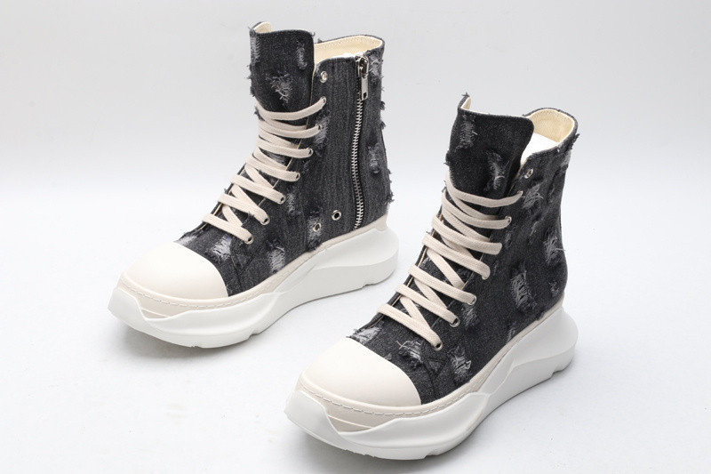 RICK 0WENS SNEAKERS