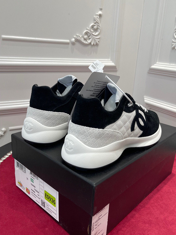 CHA_NEL SNEAKERS