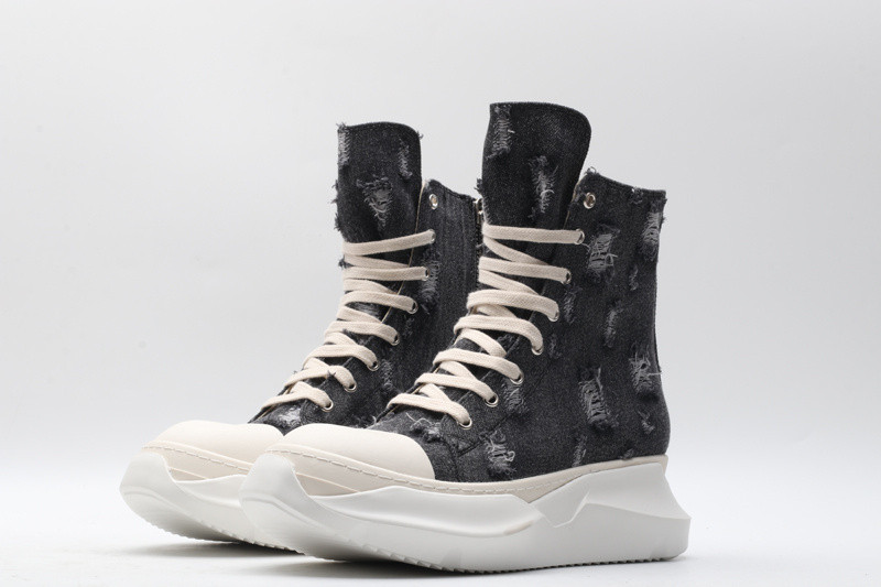 RICK 0WENS SNEAKERS