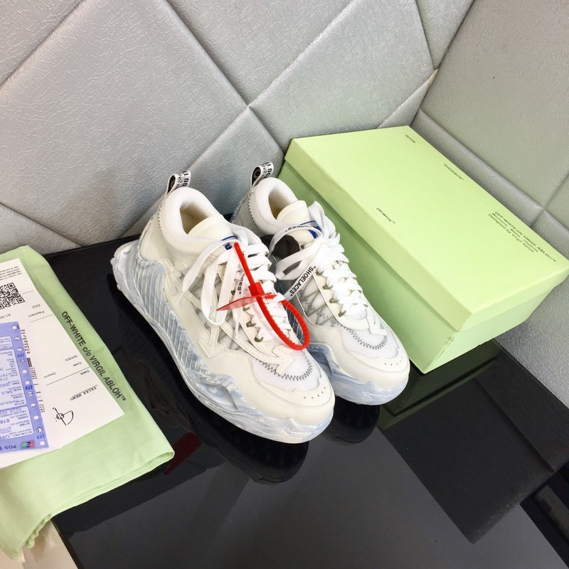 OW C/O ODSY-1000 SPORTS SHOES
