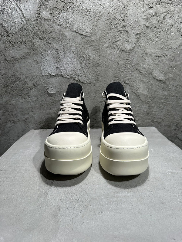 RICK 0WENS SNEAKERS
