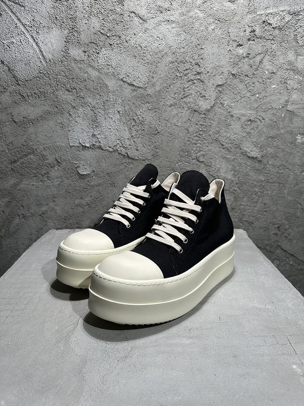 RICK 0WENS SNEAKERS
