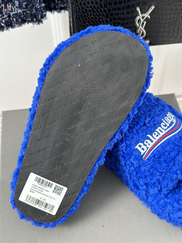 BALENCIAGA SLIDES