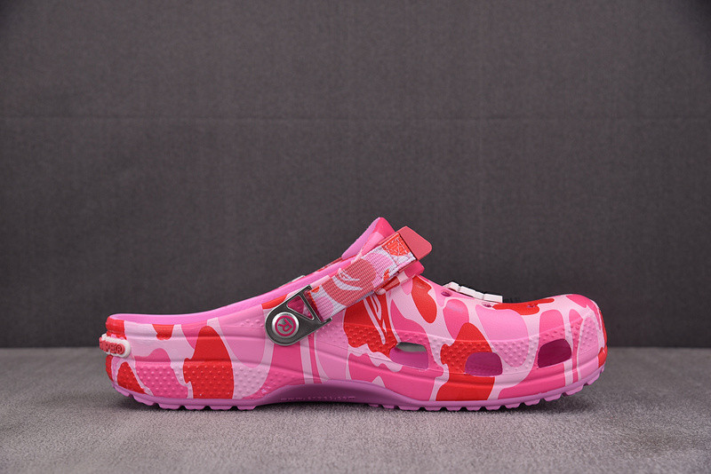 Crocs Classic Clog A Bathing Ape ABC Camo Pink