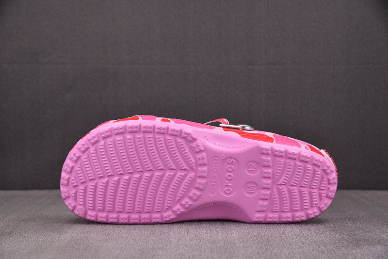 Crocs Classic Clog A Bathing Ape ABC Camo Pink