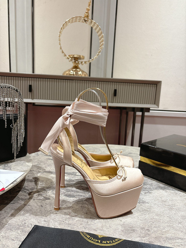 CL HEELS 15CM