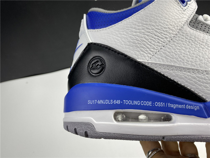 Air Jordan 3 CT8532-040