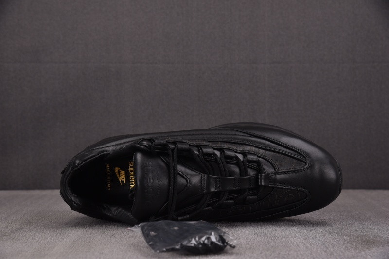 Nike x Suprem* Air Max 95 Lux