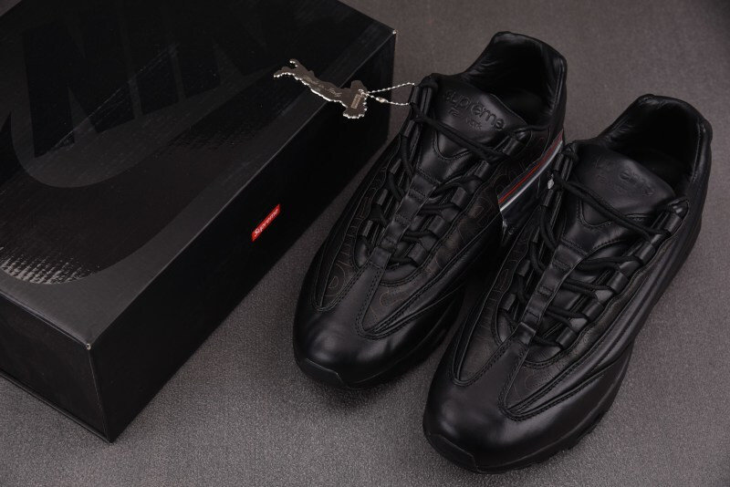 Nike x Suprem* Air Max 95 Lux