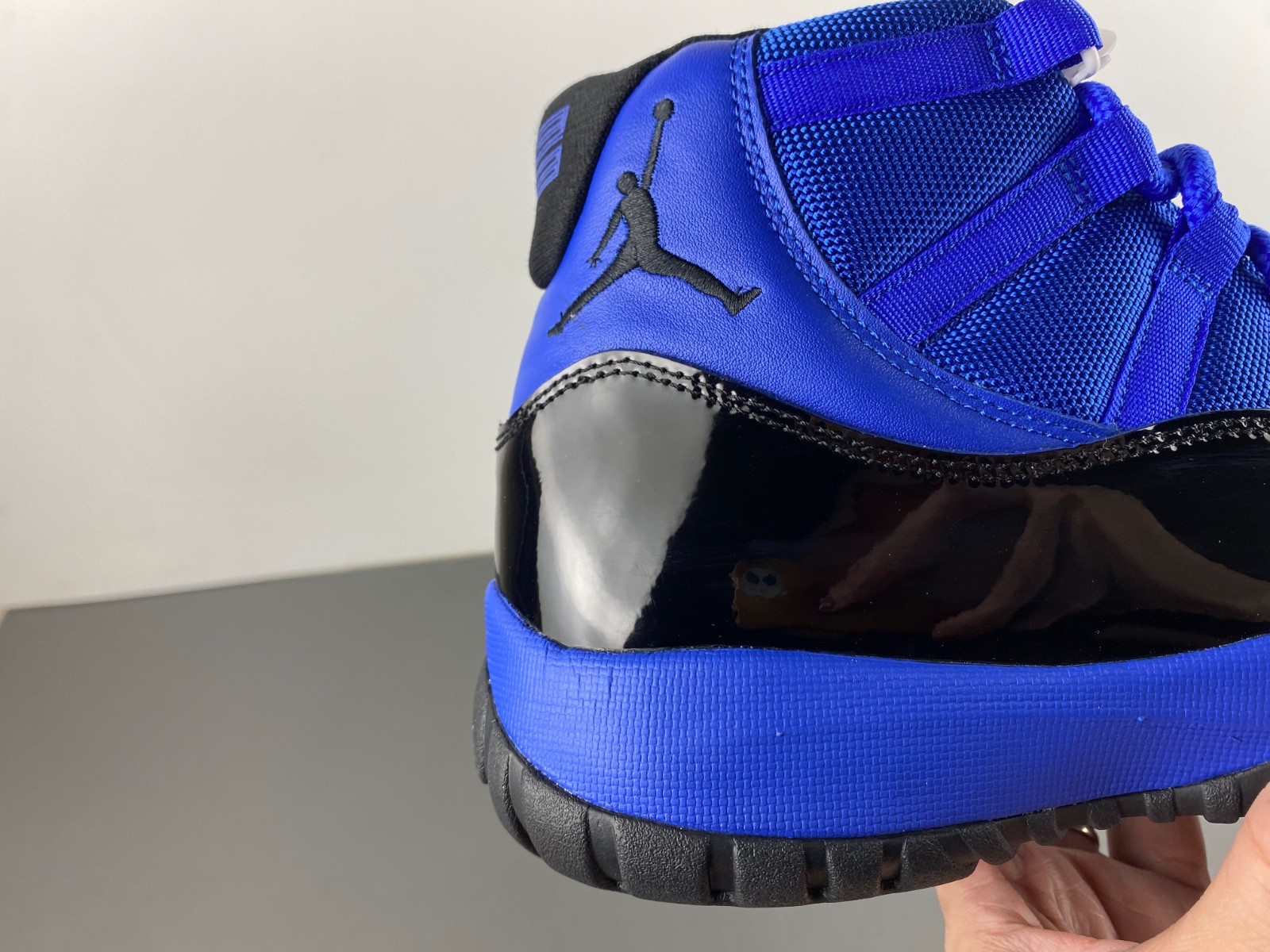 Air Jordan 11 Retro Blue CT8012-400