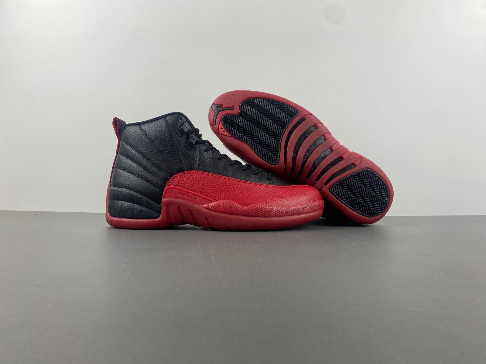 Air Jordan 12 Retro