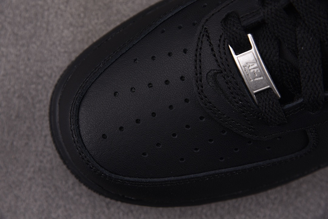 S*prem* × NIKE AIR FORCE 1 LOW CU9225-002