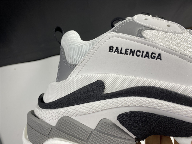 Ba*len*cia*ga gray sneaker 536737 w0901 9089
