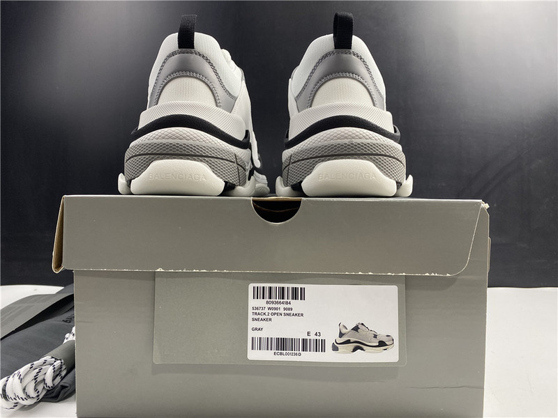 Ba*len*cia*ga gray sneaker 536737 w0901 9089